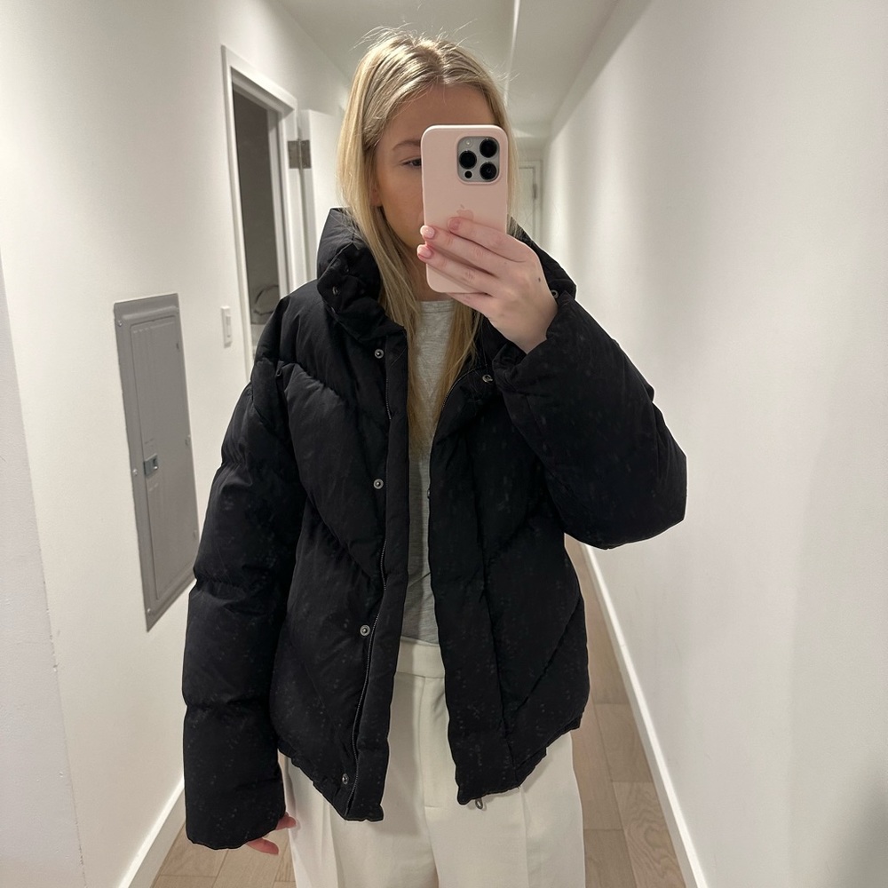 Aritzia super puff  Wilfred The Cloud Puff